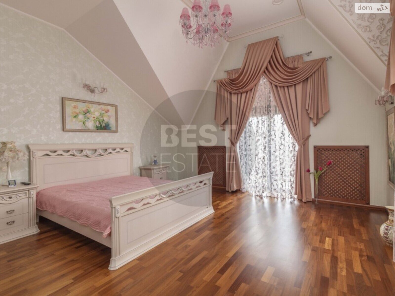 двухэтажный дом с гаражом, 470 кв. м, кирпич. Продажа в Кулиничах фото 1