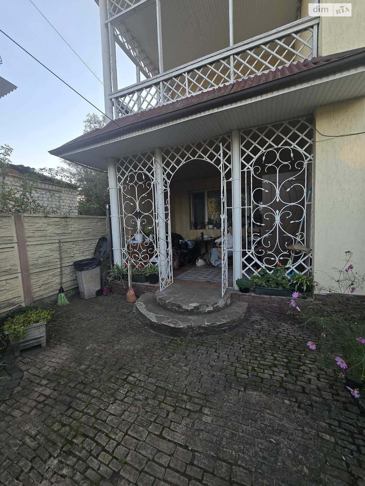 двухэтажный дом, 190 кв. м, монолитно-кирпичный. Продажа в Харькове район Минутка фото 1