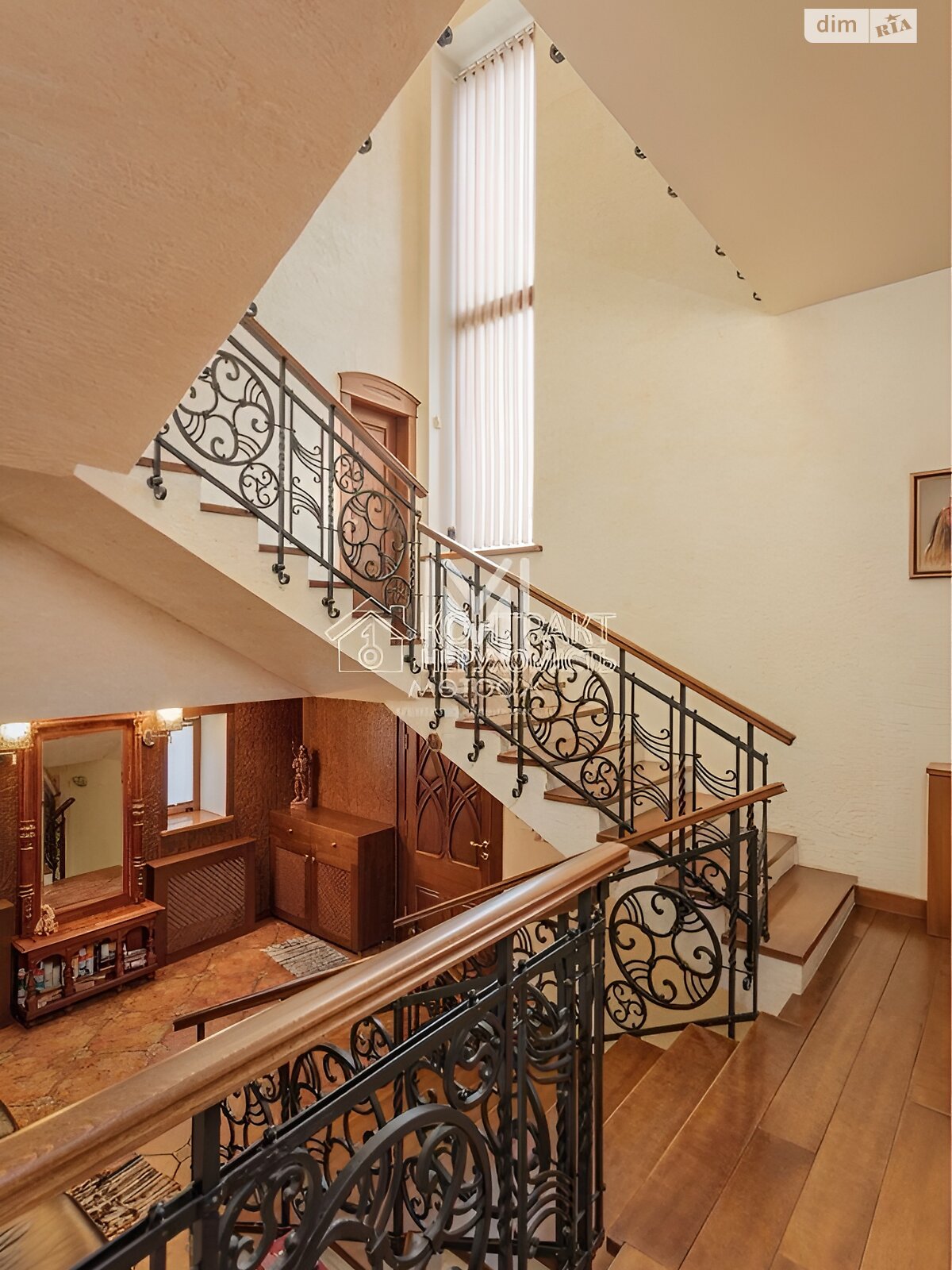 трехэтажный дом, 316 кв. м, кирпич. Продажа в Харькове район Москалевка фото 1 трехэтажный дом, 316 кв. м, кирпич. Продажа в Харькове район Москалевка фото 1