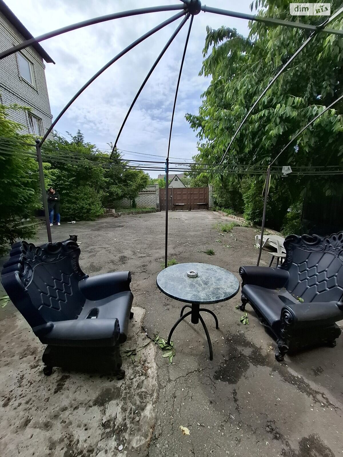 триповерховий будинок з гаражем, 424 кв. м, цегла. Продаж в Харкові, район Немишлянський фото 1 триповерховий будинок з гаражем, 424 кв. м, цегла. Продаж в Харкові, район Немишлянський фото 1