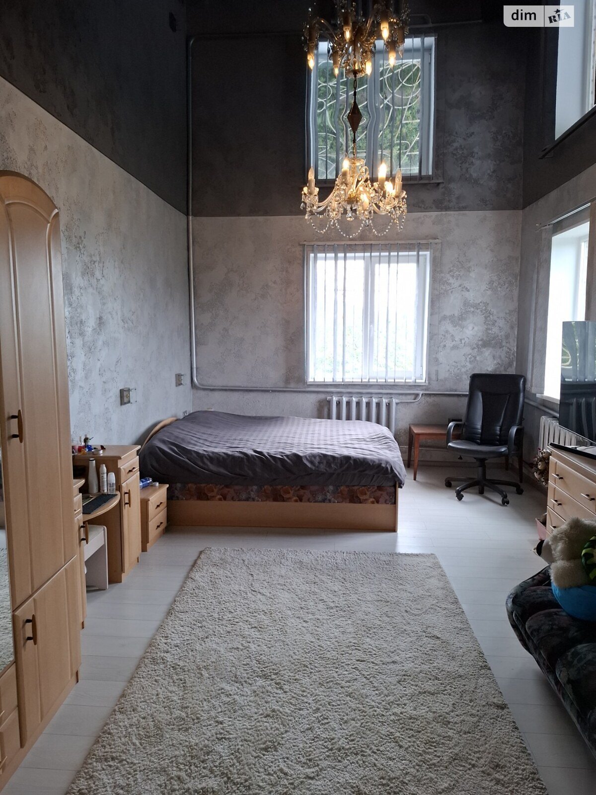 триповерховий будинок з гаражем, 424 кв. м, цегла. Продаж в Харкові, район Немишлянський фото 1 триповерховий будинок з гаражем, 424 кв. м, цегла. Продаж в Харкові, район Немишлянський фото 1