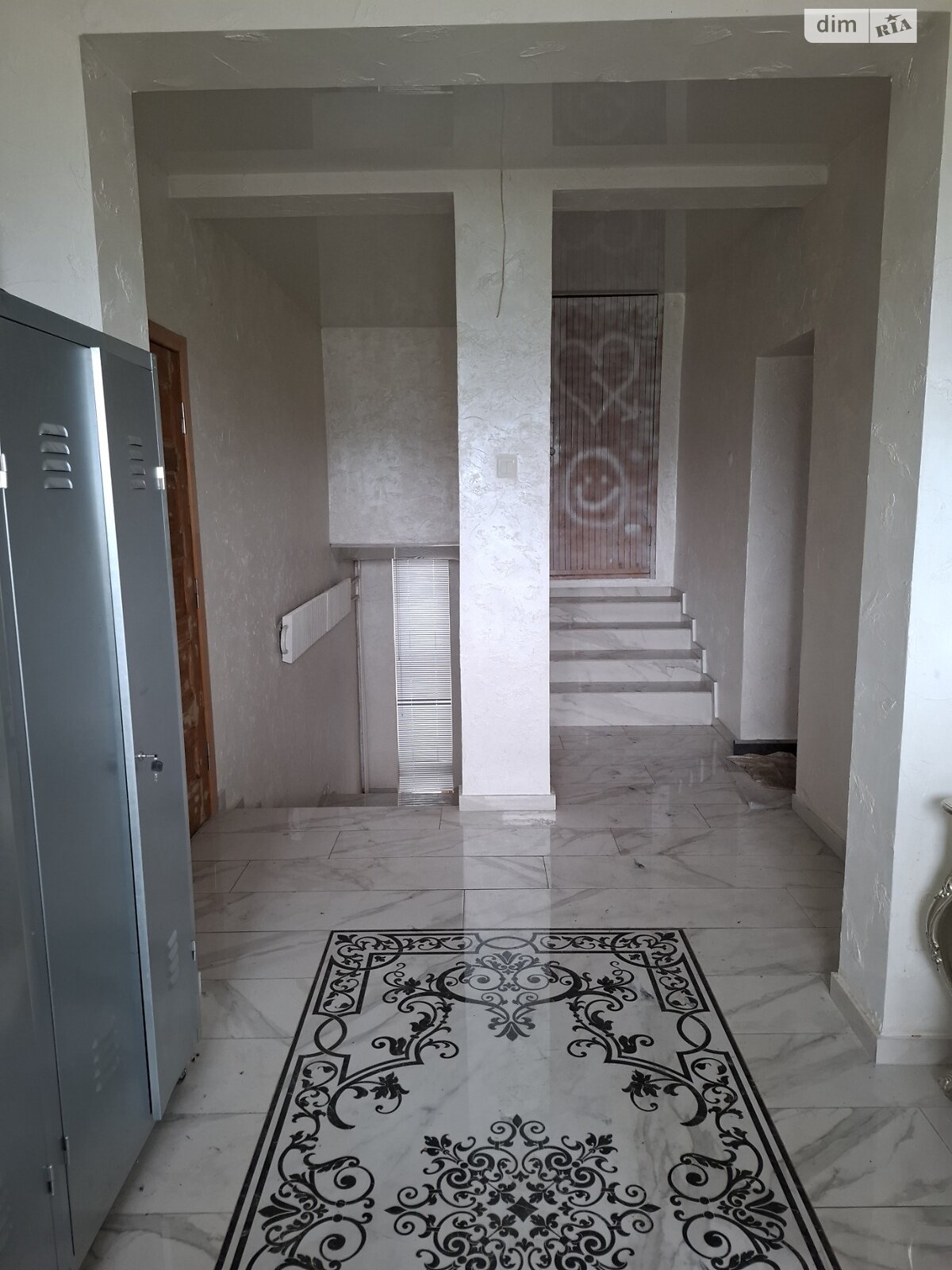 триповерховий будинок з гаражем, 424 кв. м, цегла. Продаж в Харкові, район Немишлянський фото 1 триповерховий будинок з гаражем, 424 кв. м, цегла. Продаж в Харкові, район Немишлянський фото 1