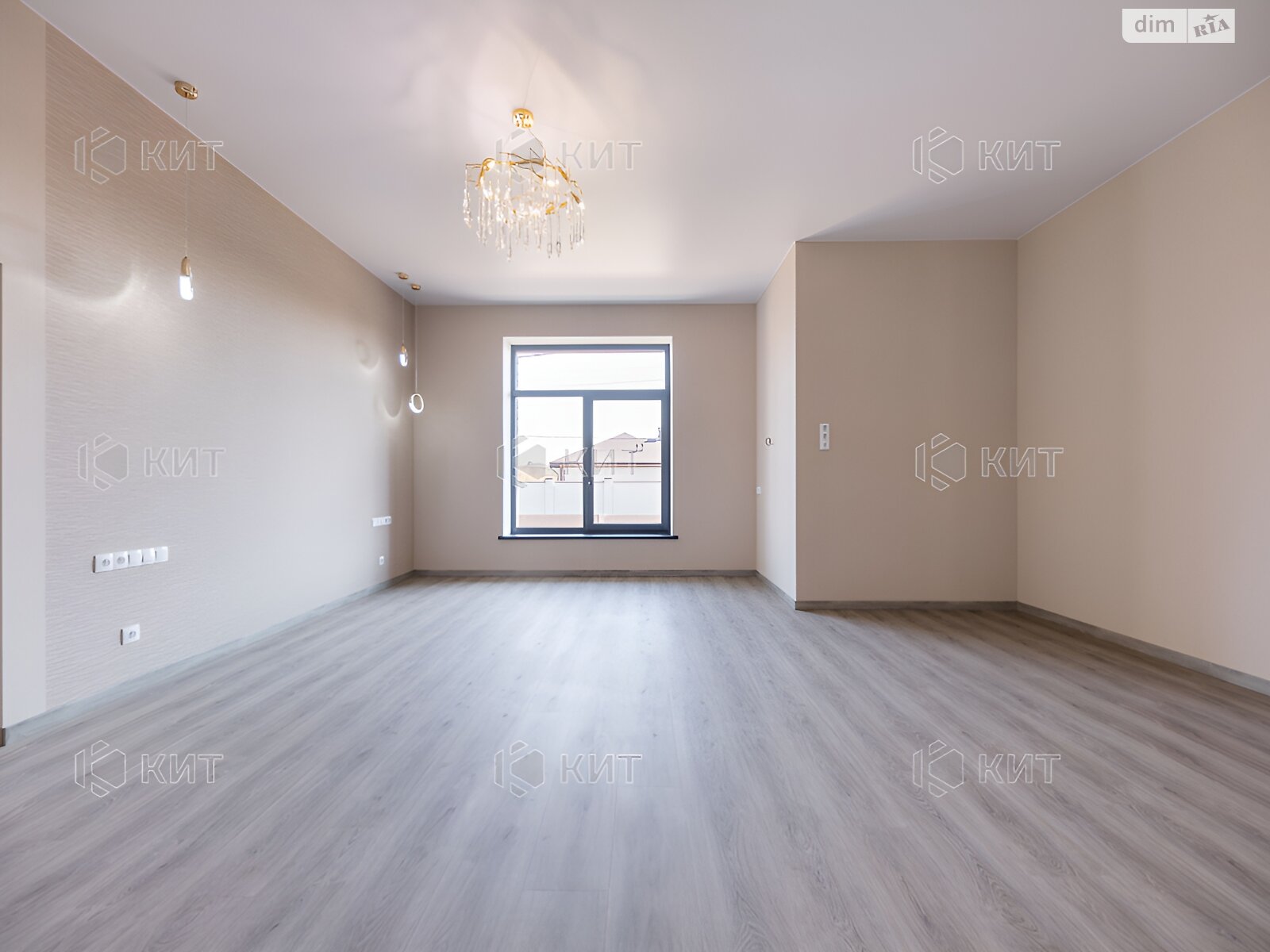 одноэтажный дом, 312 кв. м, кирпич. Продажа в Харькове район Новые Дома фото 1 одноэтажный дом, 312 кв. м, кирпич. Продажа в Харькове район Новые Дома фото 1
