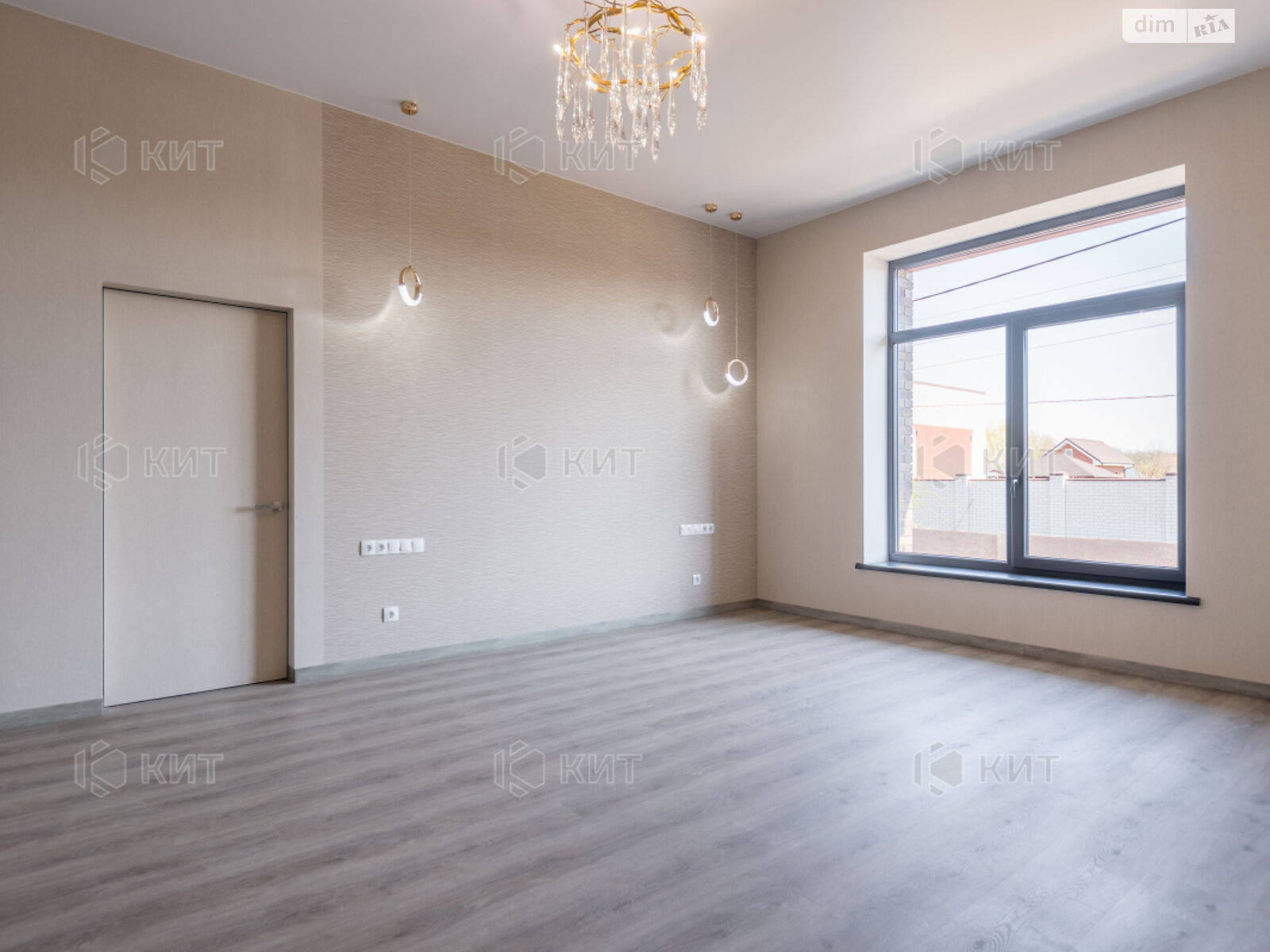 одноэтажный дом, 312 кв. м, кирпич. Продажа в Харькове район Новые Дома фото 1 одноэтажный дом, 312 кв. м, кирпич. Продажа в Харькове район Новые Дома фото 1