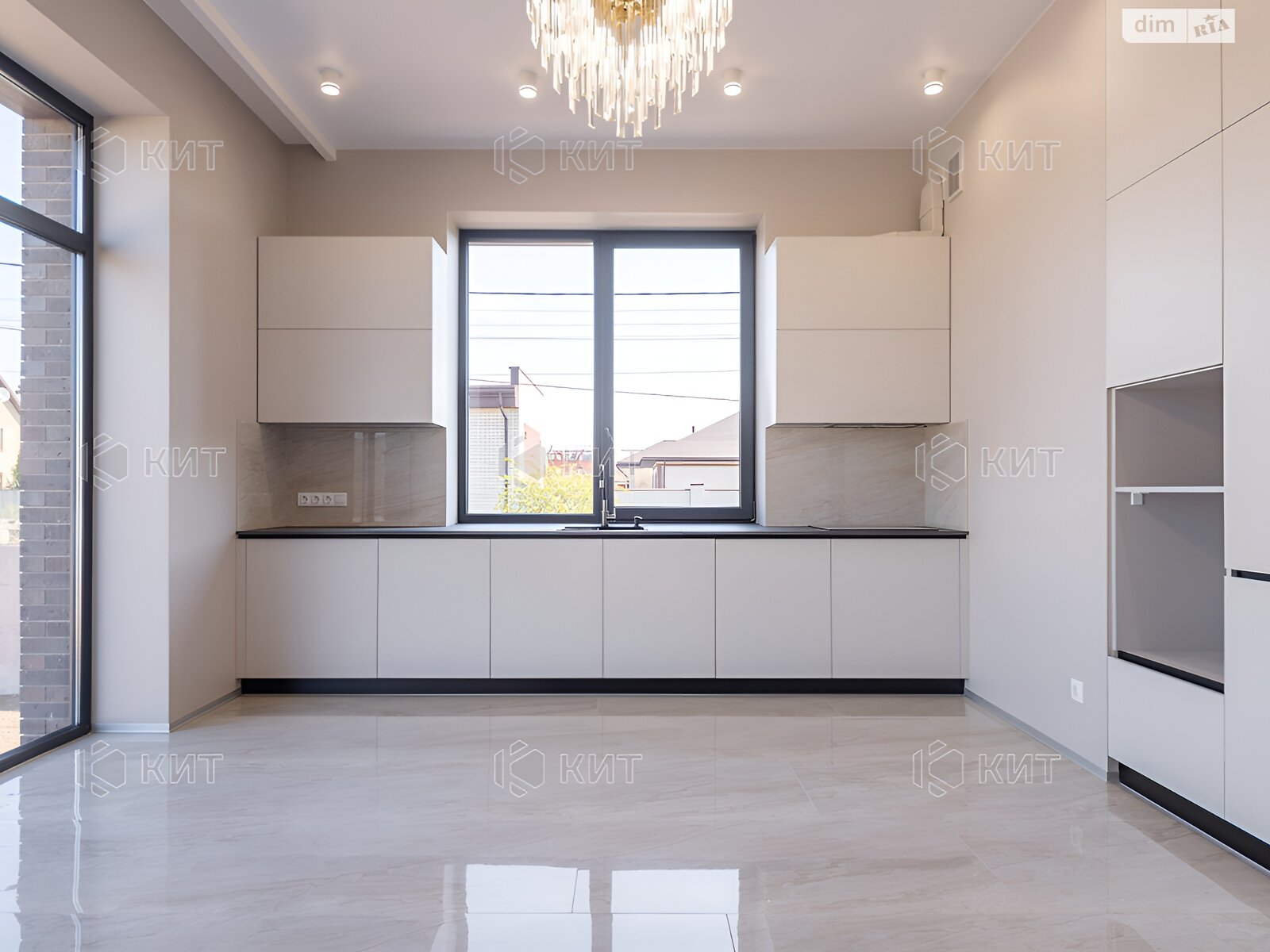 одноэтажный дом, 312 кв. м, кирпич. Продажа в Харькове район Новые Дома фото 1 одноэтажный дом, 312 кв. м, кирпич. Продажа в Харькове район Новые Дома фото 1
