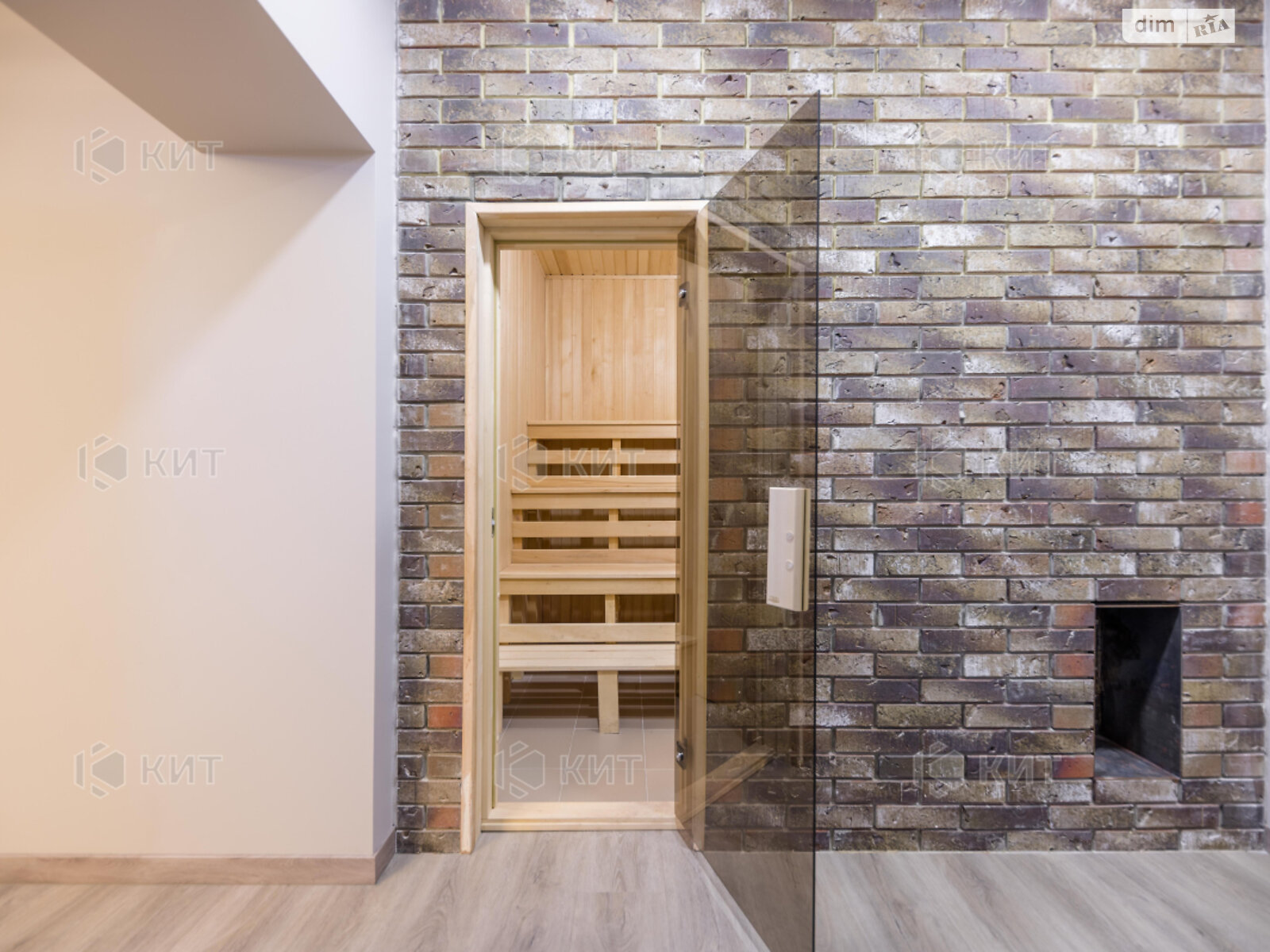 одноэтажный дом, 312 кв. м, кирпич. Продажа в Харькове район Новые Дома фото 1 одноэтажный дом, 312 кв. м, кирпич. Продажа в Харькове район Новые Дома фото 1