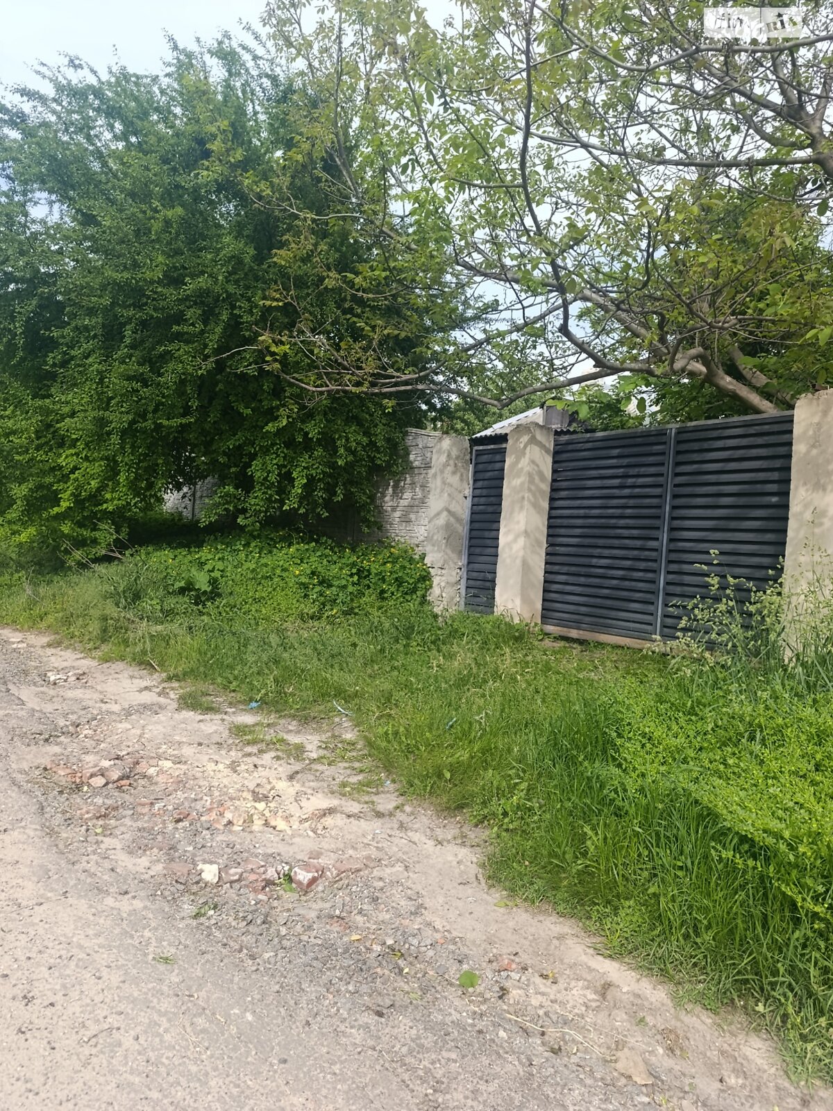 одноповерховий будинок з гаражем, 50 кв. м, глинобитний. Продаж в Харкові, район Павлівка фото 1 одноповерховий будинок з гаражем, 50 кв. м, глинобитний. Продаж в Харкові, район Павлівка фото 1