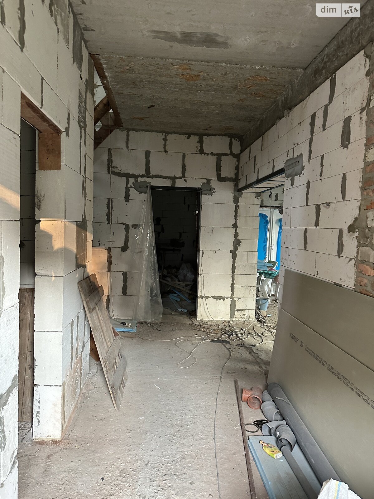 двухэтажный дом с гаражом, 220 кв. м, газобетон. Продажа в Харькове район Павлово Поле фото 1 двухэтажный дом с гаражом, 220 кв. м, газобетон. Продажа в Харькове район Павлово Поле фото 1