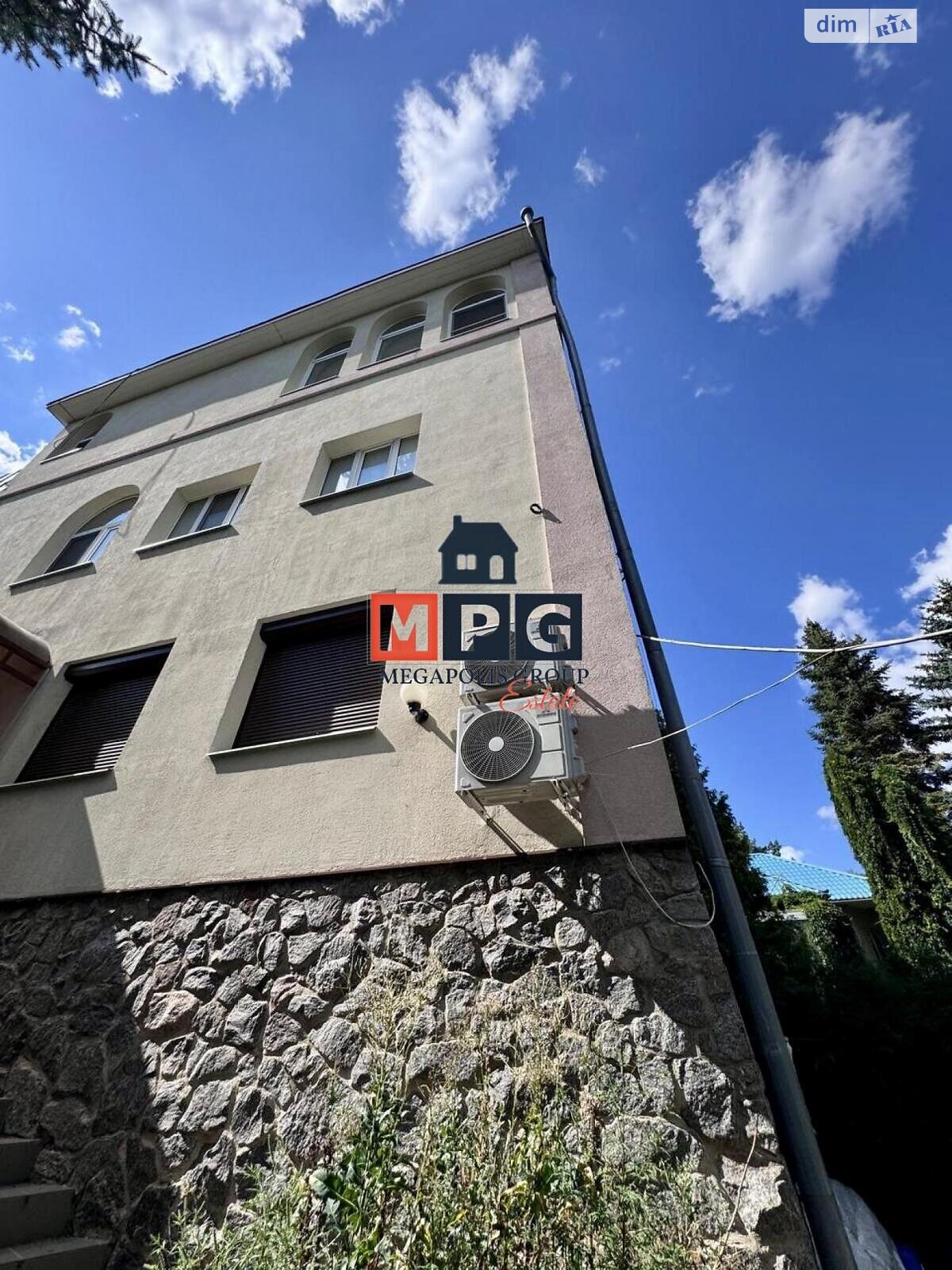 четырехэтажный дом, 406 кв. м, кирпич. Продажа в Харькове район Поселок Жуковского фото 1 четырехэтажный дом, 406 кв. м, кирпич. Продажа в Харькове район Поселок Жуковского фото 1