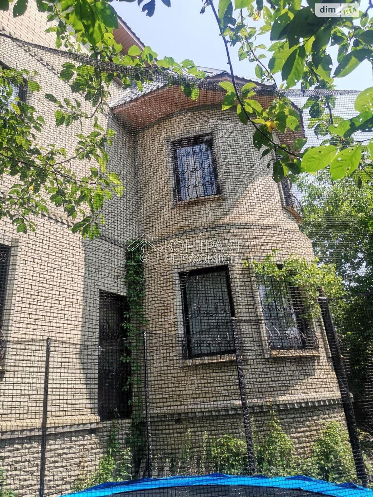 трехэтажный дом, 600 кв. м, кирпич. Продажа в Харькове район Салтовка фото 1 трехэтажный дом, 600 кв. м, кирпич. Продажа в Харькове район Салтовка фото 1