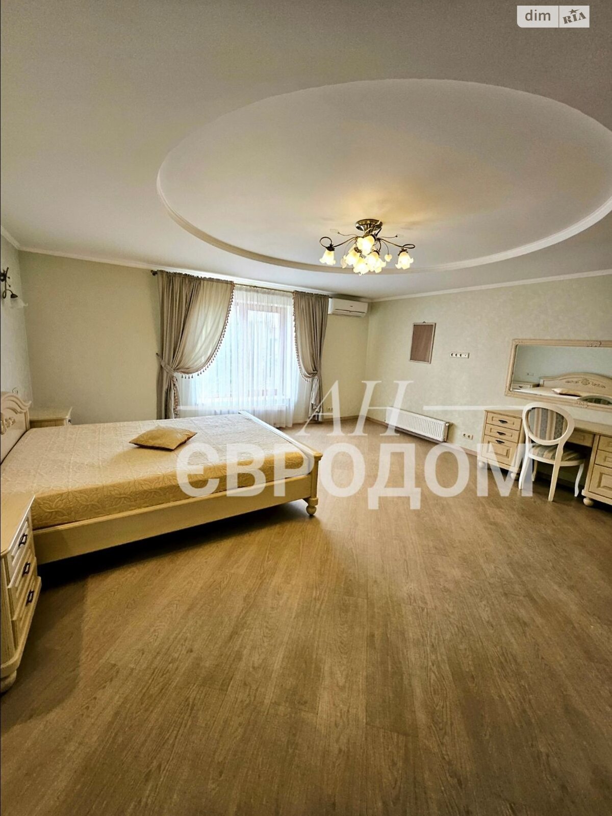 двоповерховий будинок з гаражем, 310 кв. м, цегла. Продаж в Харкові, район Салтівка фото 1