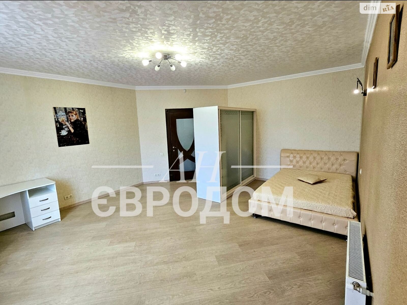 двоповерховий будинок з гаражем, 310 кв. м, цегла. Продаж в Харкові, район Салтівка фото 1