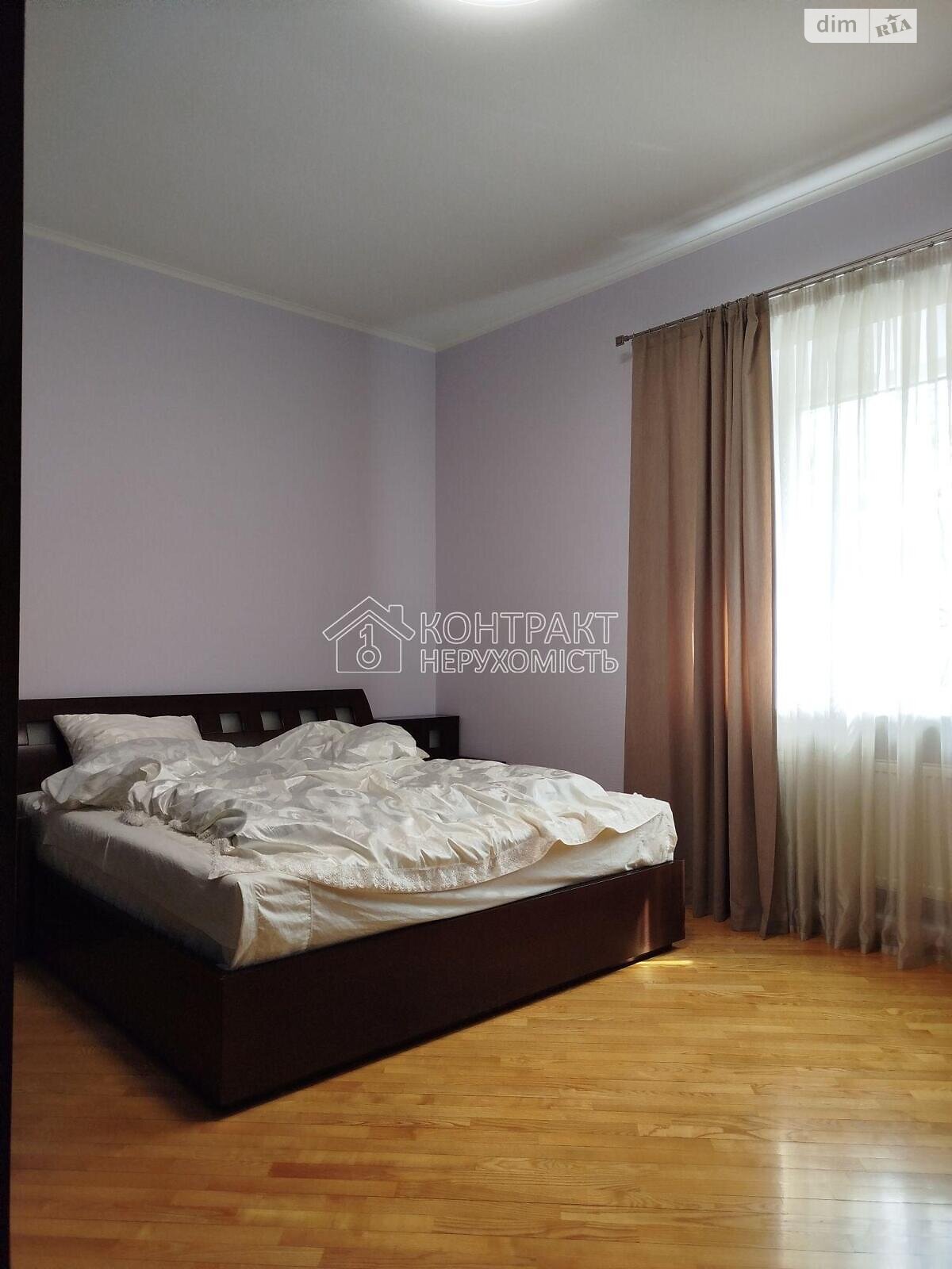 триповерховий будинок, 254 кв. м, кирпич. Продаж в Харкові, район Салтівка фото 1 триповерховий будинок, 254 кв. м, кирпич. Продаж в Харкові, район Салтівка фото 1