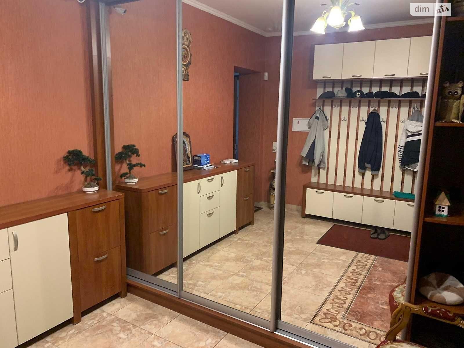 трехэтажный дом, 250 кв. м, кирпич. Продажа в Харькове район Шатиловка фото 1 трехэтажный дом, 250 кв. м, кирпич. Продажа в Харькове район Шатиловка фото 1