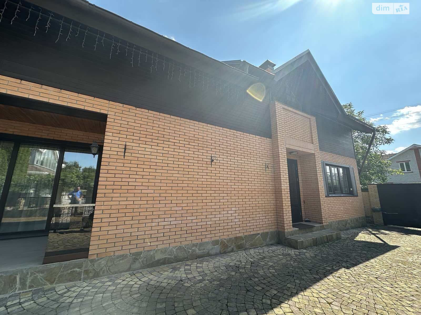 двухэтажный дом с верандой, 200 кв. м, кирпич. Продажа в Харькове район Шатиловка фото 1 двухэтажный дом с верандой, 200 кв. м, кирпич. Продажа в Харькове район Шатиловка фото 1