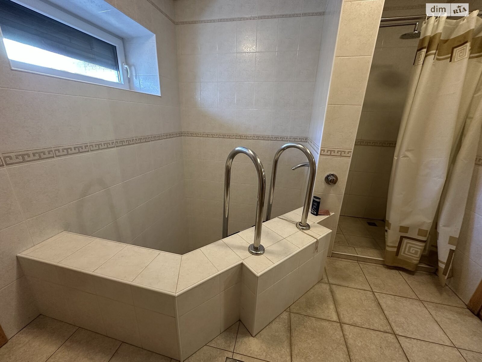 двухэтажный дом с верандой, 200 кв. м, кирпич. Продажа в Харькове район Шатиловка фото 1 двухэтажный дом с верандой, 200 кв. м, кирпич. Продажа в Харькове район Шатиловка фото 1