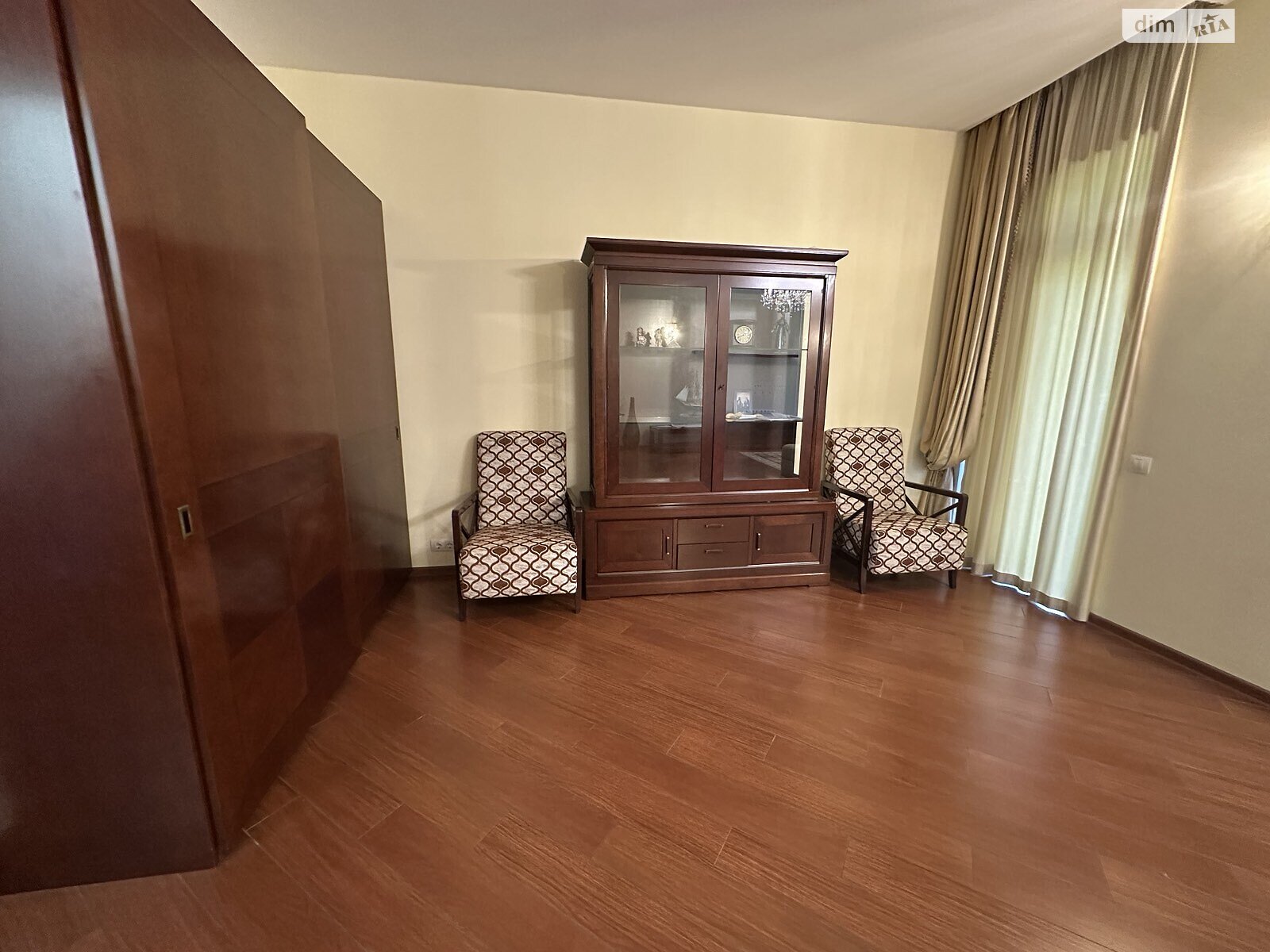 двухэтажный дом с верандой, 200 кв. м, кирпич. Продажа в Харькове район Шатиловка фото 1 двухэтажный дом с верандой, 200 кв. м, кирпич. Продажа в Харькове район Шатиловка фото 1