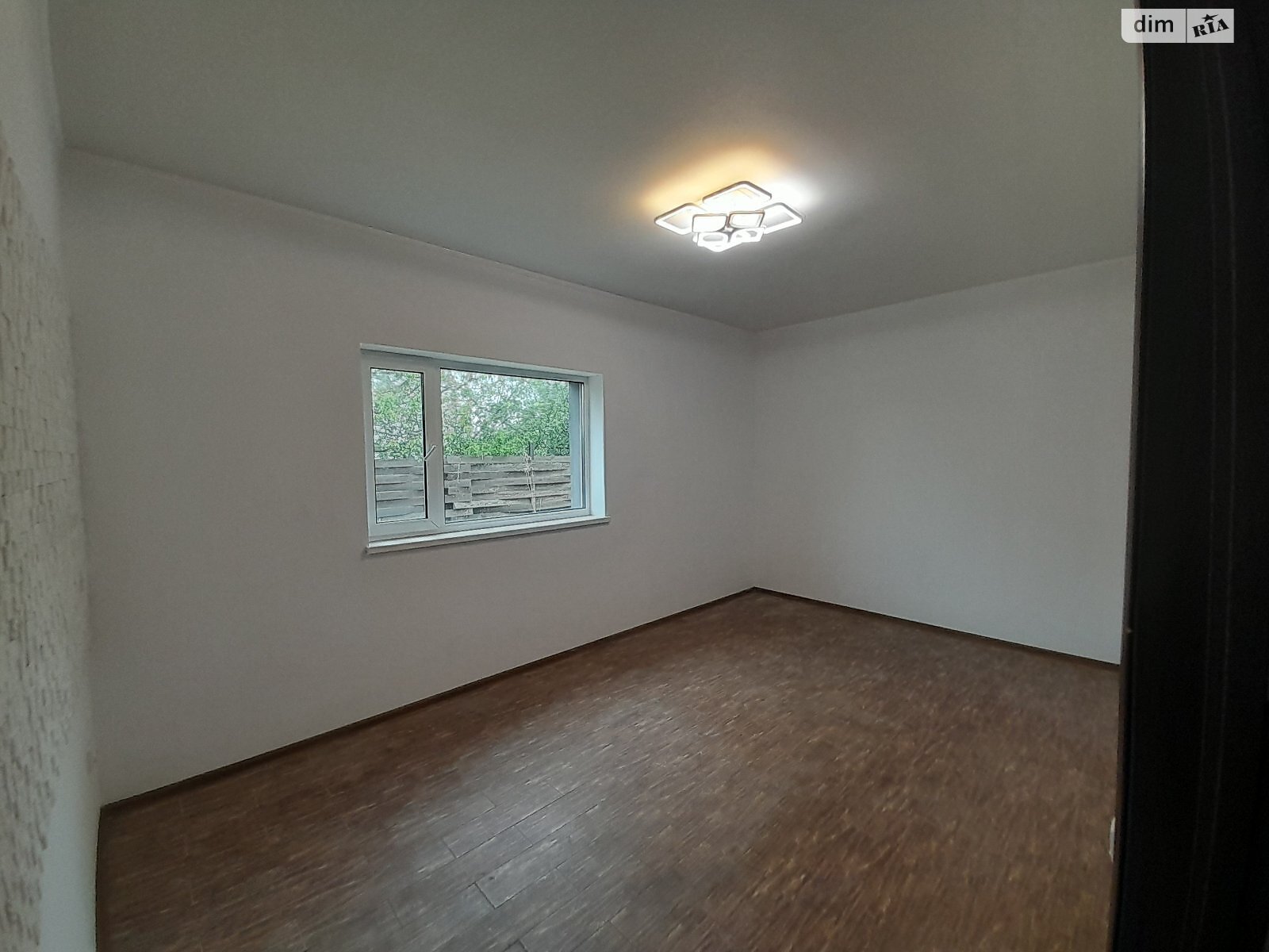 одноэтажный дом с ремонтом, 120 кв. м, кирпич. Продажа в Циркунах фото 1
