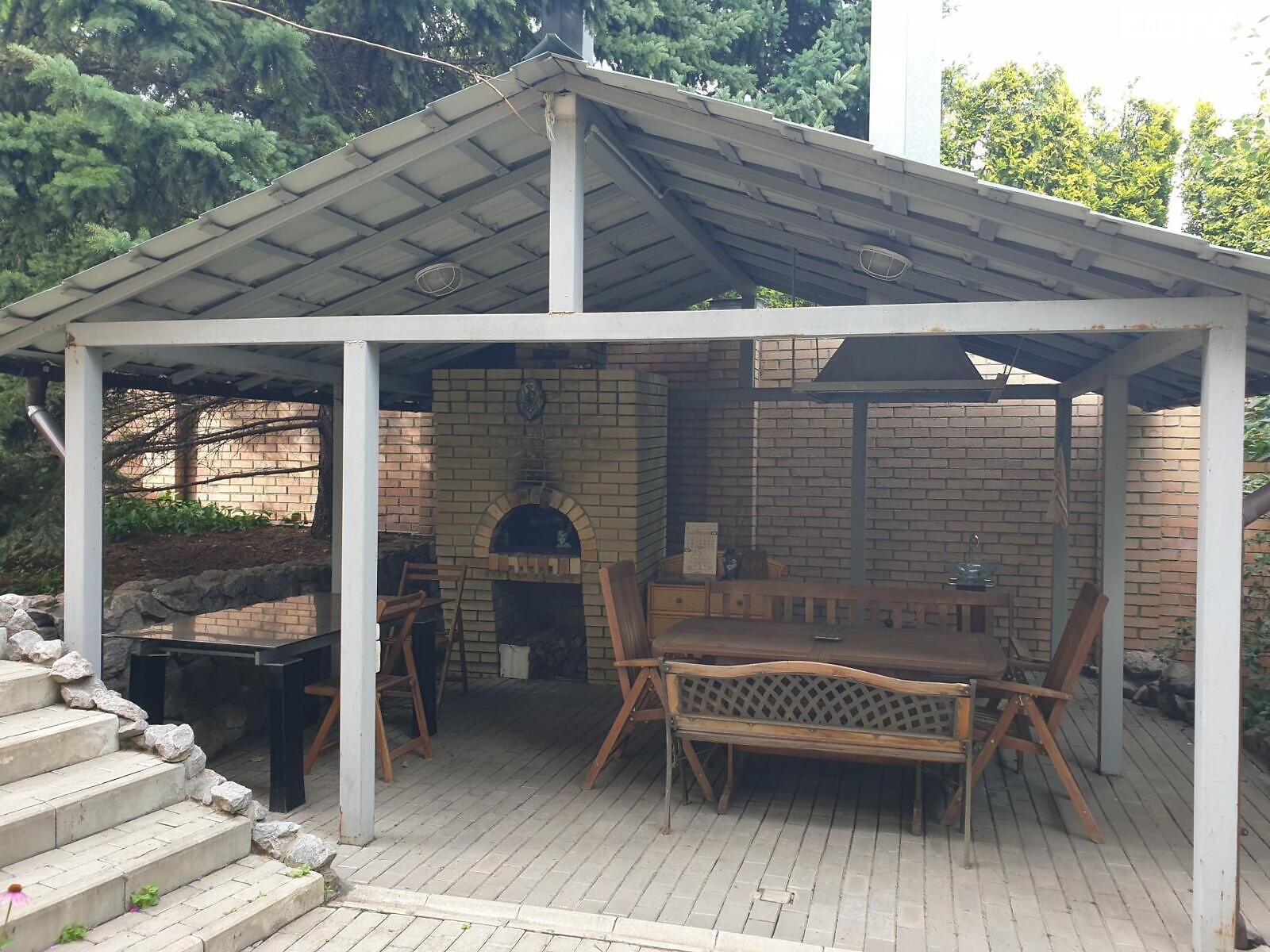 триповерховий будинок, 600 кв. м, кирпич. Продаж в Харкові, район Шишковка фото 1 триповерховий будинок, 600 кв. м, кирпич. Продаж в Харкові, район Шишковка фото 1