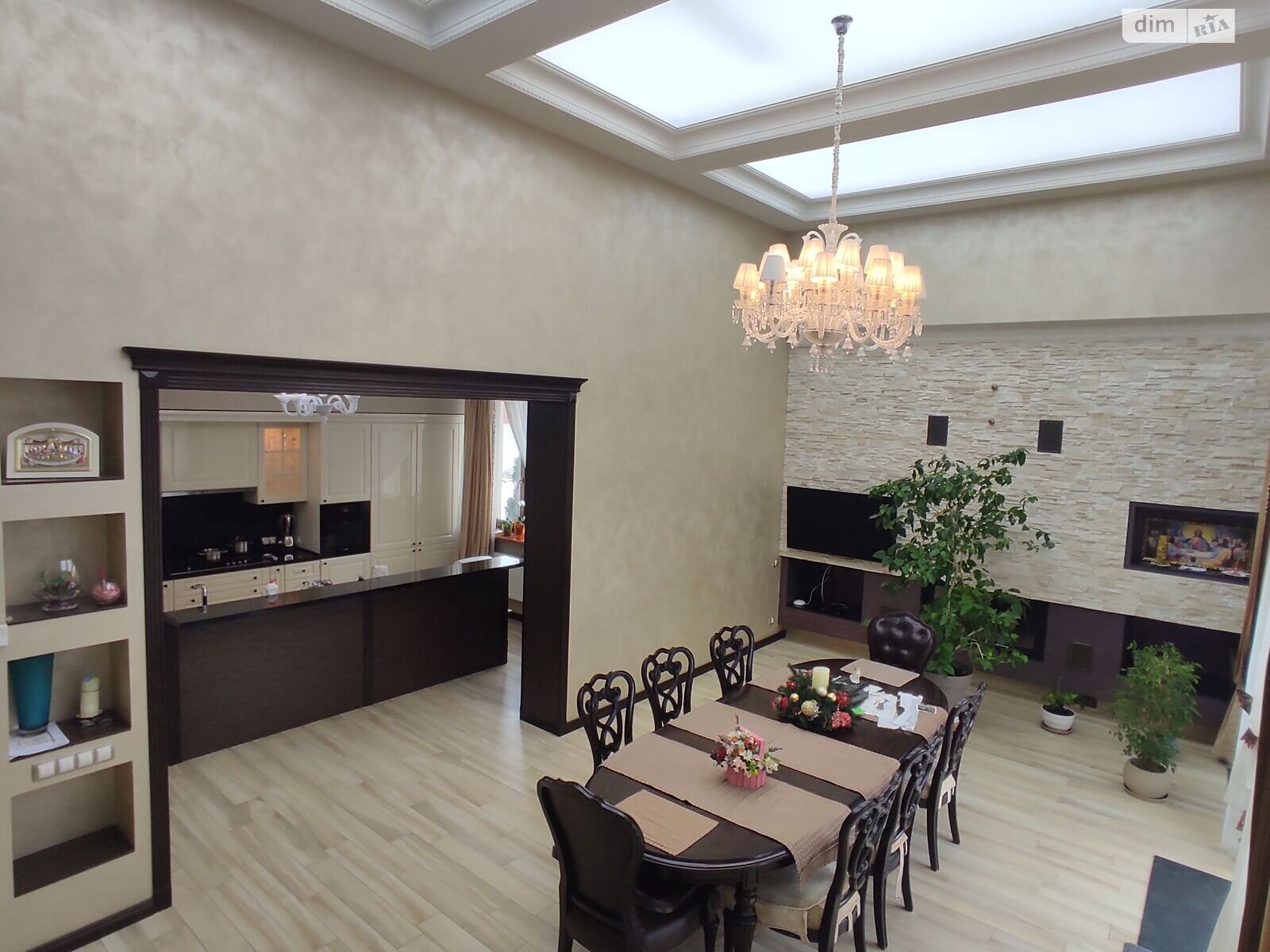 двухэтажный дом с верандой, 346.8 кв. м, кирпич. Продажа в Харькове район Слободской фото 1 двухэтажный дом с верандой, 346.8 кв. м, кирпич. Продажа в Харькове район Слободской фото 1