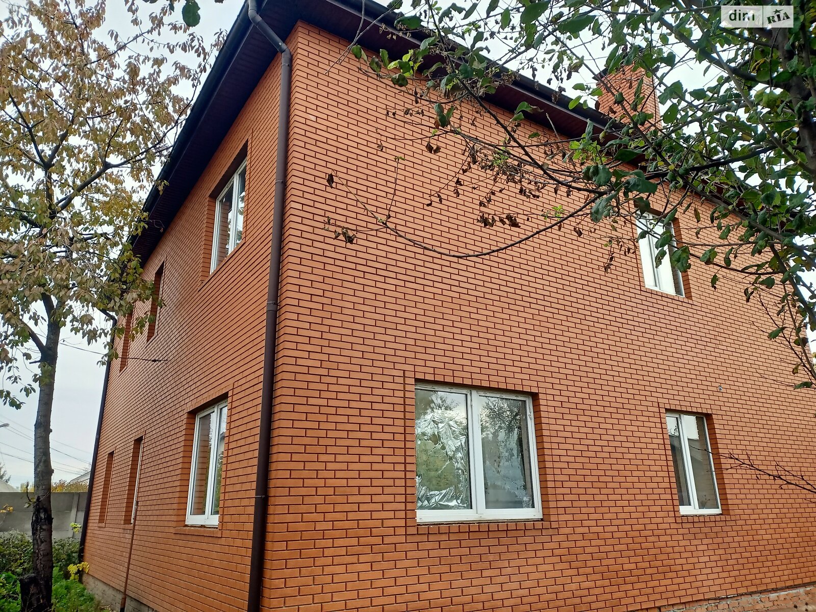 двухэтажный дом с гаражом, 194.6 кв. м, кирпич. Продажа в Харькове фото 1 двухэтажный дом с гаражом, 194.6 кв. м, кирпич. Продажа в Харькове фото 1