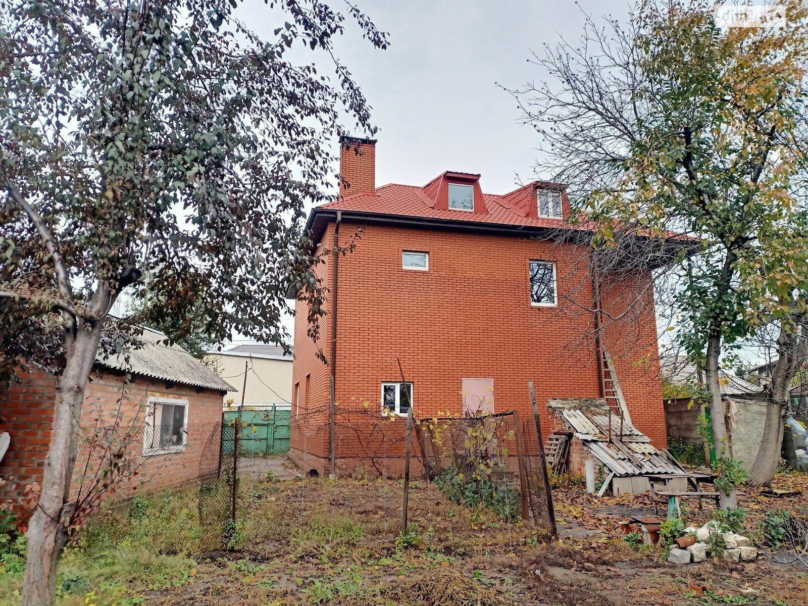 двухэтажный дом с гаражом, 194.6 кв. м, кирпич. Продажа в Харькове фото 1 двухэтажный дом с гаражом, 194.6 кв. м, кирпич. Продажа в Харькове фото 1