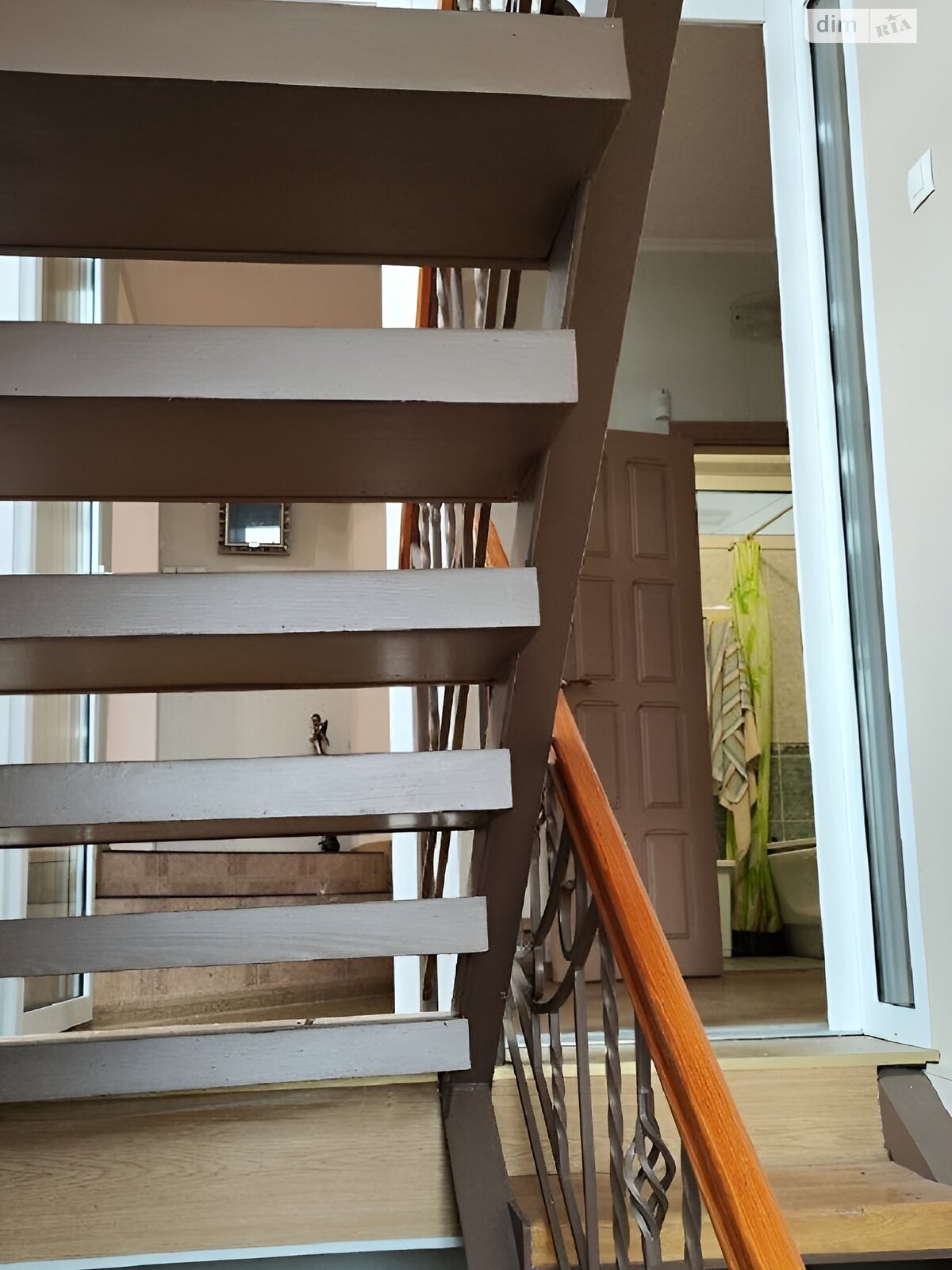 двухэтажный дом с гаражом, 381.1 кв. м, кирпич. Продажа в Харькове район Великая Даниловка фото 1 двухэтажный дом с гаражом, 381.1 кв. м, кирпич. Продажа в Харькове район Великая Даниловка фото 1