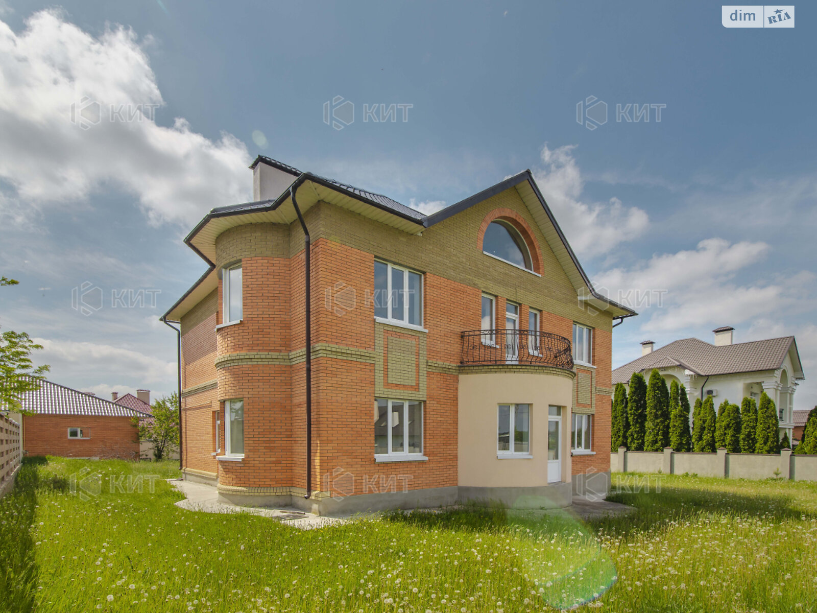 двоповерховий будинок, 384 кв. м, кирпич. Продаж в Харкові, район Велика Данилівка фото 1 двоповерховий будинок, 384 кв. м, кирпич. Продаж в Харкові, район Велика Данилівка фото 1