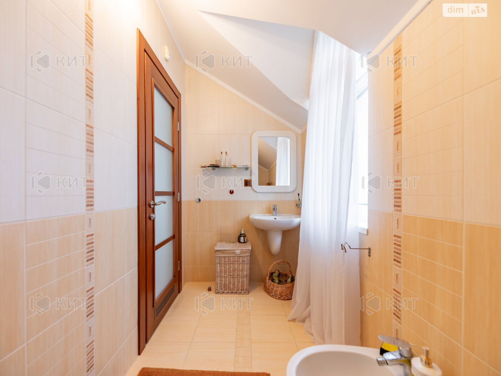 двухэтажный дом, 84.1 кв. м, кирпич. Продажа в Харькове район Великая Даниловка фото 1 двухэтажный дом, 84.1 кв. м, кирпич. Продажа в Харькове район Великая Даниловка фото 1