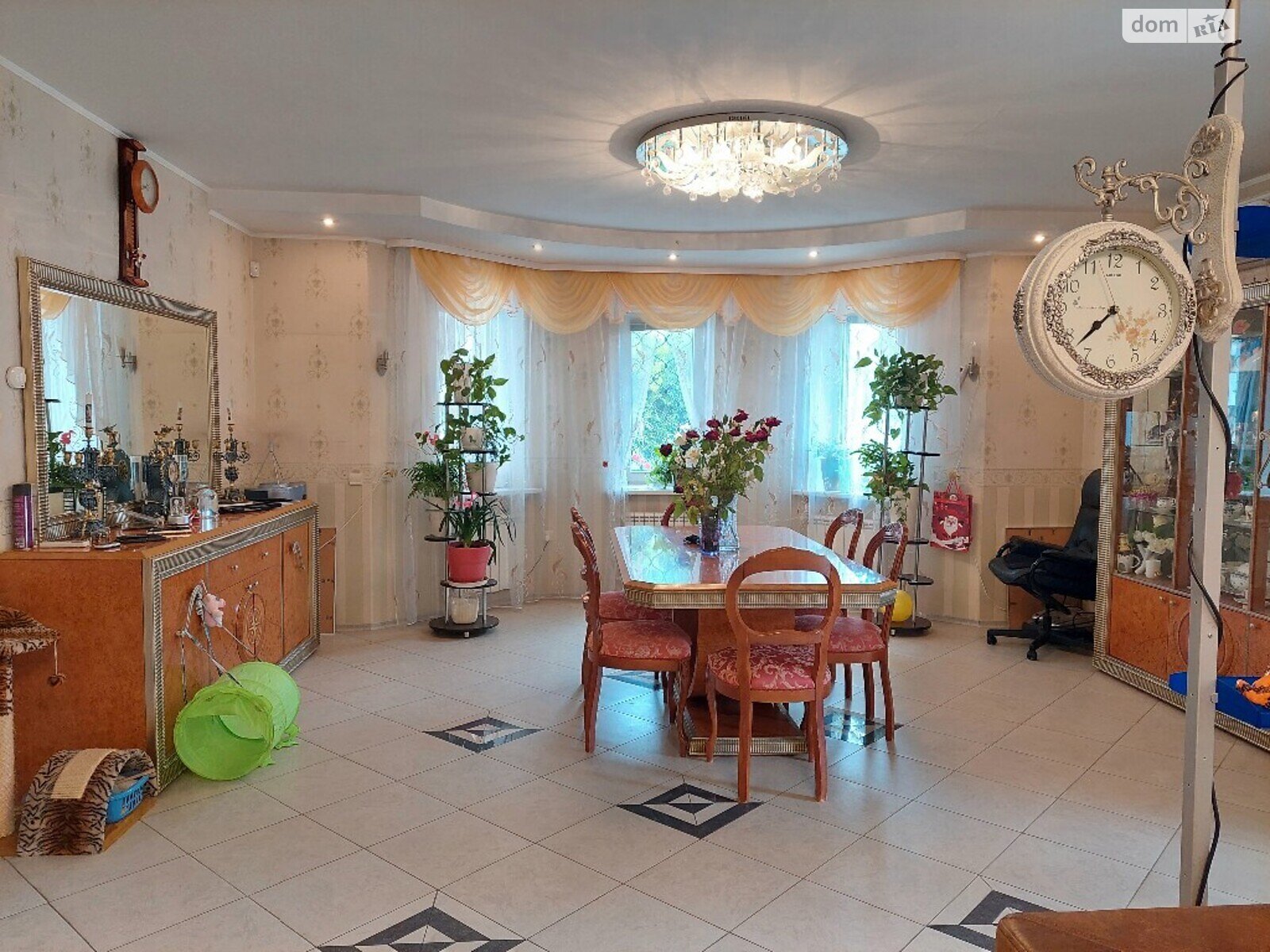 трехэтажный дом веранда, 424 кв. м, кирпич. Продажа в Харькове район Великая Даниловка фото 1