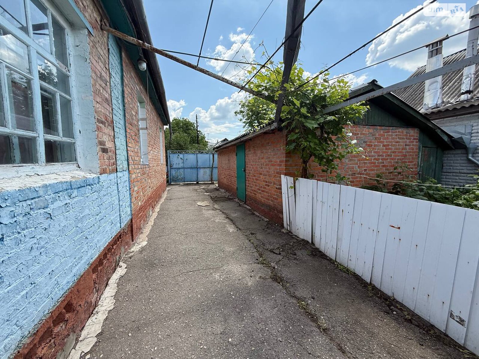 одноповерховий будинок з гаражем, 67.2 кв. м, цегла. Продаж в Харкові, район Східний фото 1 одноповерховий будинок з гаражем, 67.2 кв. м, цегла. Продаж в Харкові, район Східний фото 1