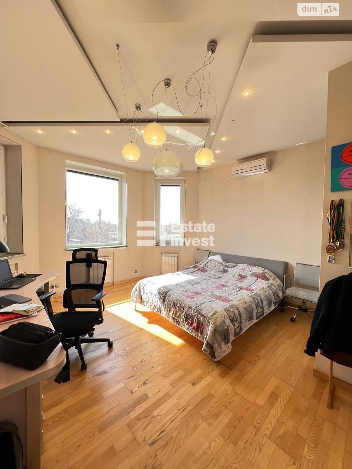 двоповерховий будинок з гаражем, 298 кв. м, цегла. Продаж у Харкові фото 1 двоповерховий будинок з гаражем, 298 кв. м, цегла. Продаж у Харкові фото 1