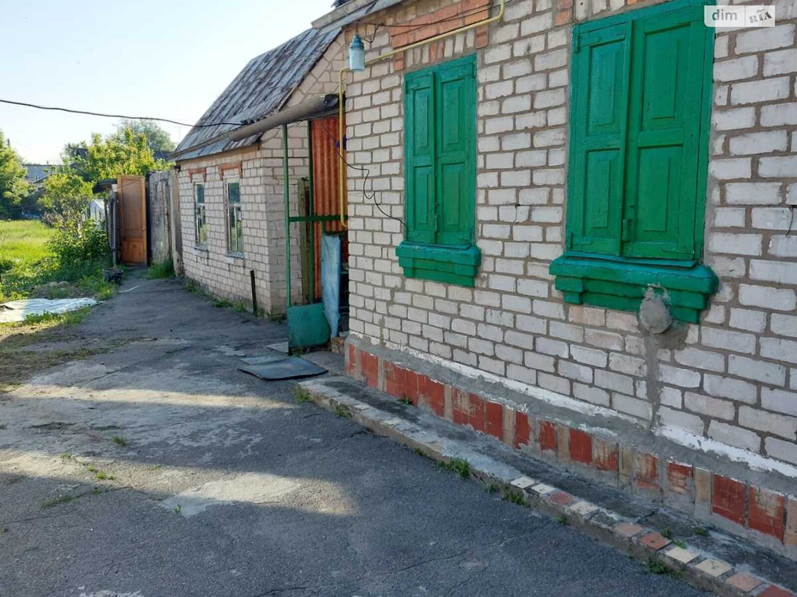 одноэтажный дом, 60 кв. м, дерево и кирпич. Продажа в Харькове фото 1 одноэтажный дом, 60 кв. м, дерево и кирпич. Продажа в Харькове фото 1