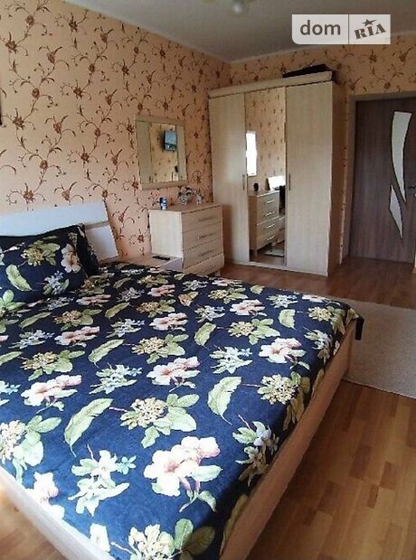 трехэтажный дом, 252 кв. м, кирпич. Продажа в Антоновке (Херсонская обл.) фото 1 трехэтажный дом, 252 кв. м, кирпич. Продажа в Антоновке (Херсонская обл.) фото 1