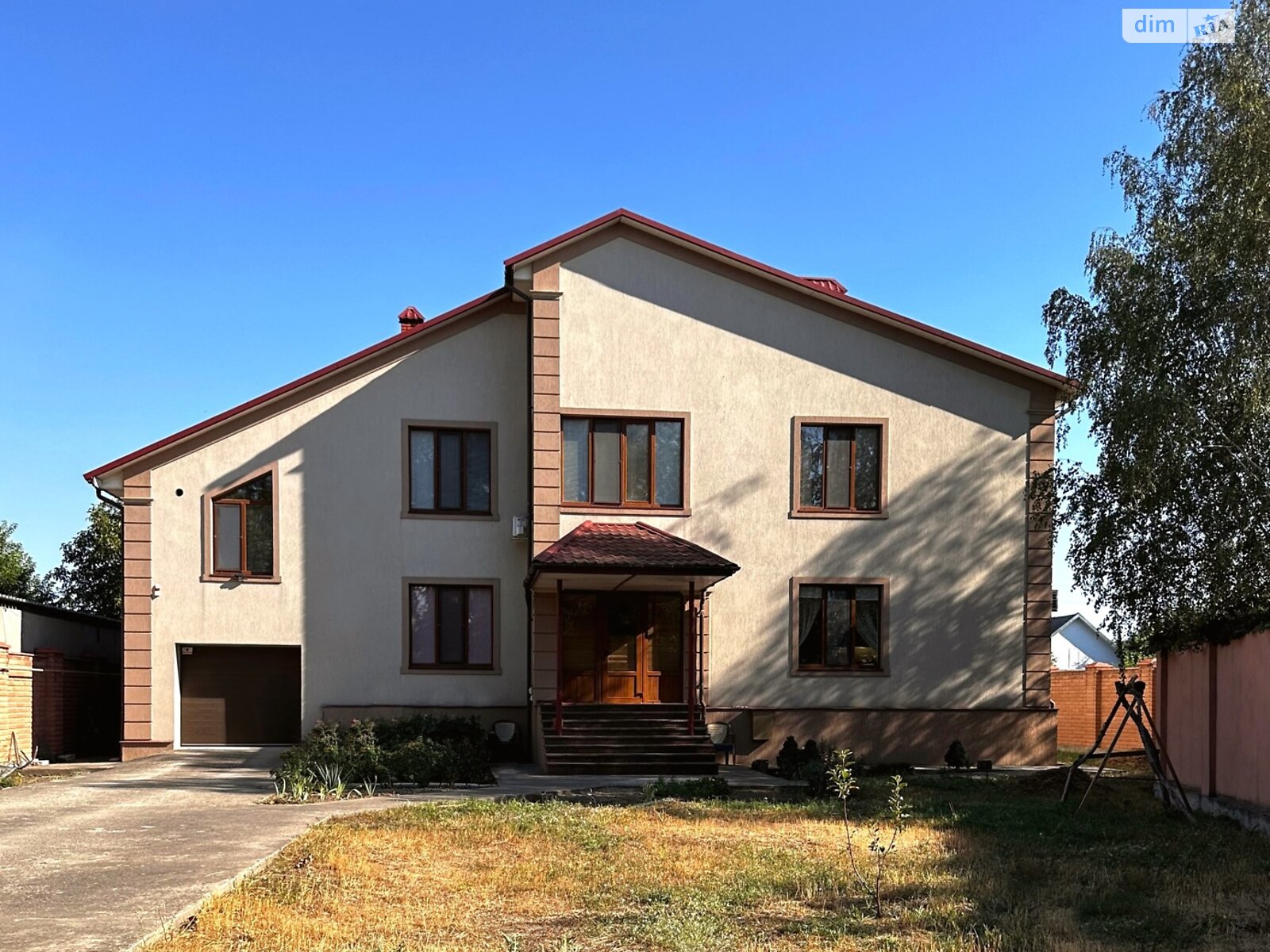 двухэтажный дом с верандой, 578 кв. м, инкерманский камень. Продажа в Херсоне район Днепровский фото 1 двухэтажный дом с верандой, 578 кв. м, инкерманский камень. Продажа в Херсоне район Днепровский фото 1