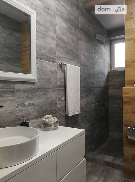 двухэтажный дом, 220 кв. м, кирпич. Продажа в Херсоне район Восточный фото 1 двухэтажный дом, 220 кв. м, кирпич. Продажа в Херсоне район Восточный фото 1