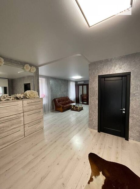двухэтажный дом, 220 кв. м, кирпич. Продажа в Херсоне район Восточный фото 1 двухэтажный дом, 220 кв. м, кирпич. Продажа в Херсоне район Восточный фото 1
