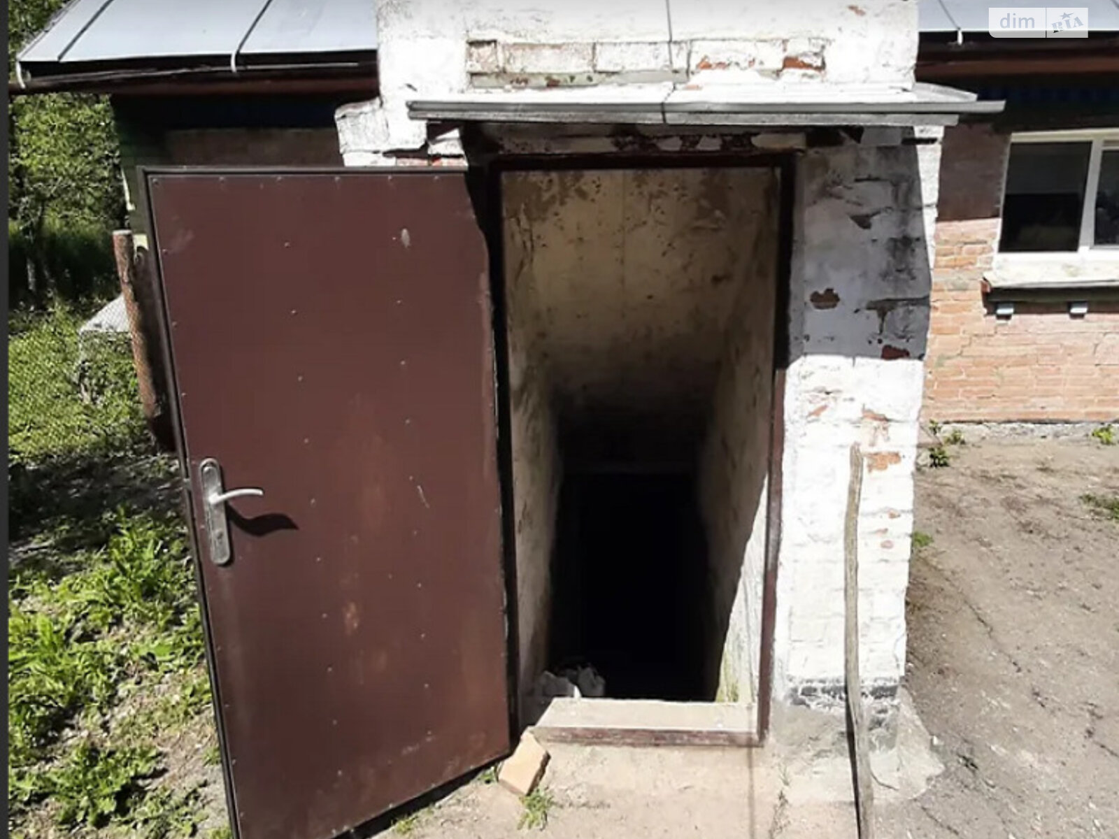 одноповерховий будинок з опаленням, 70 кв. м, цегла саманна. Продаж у Хижинцях фото 1