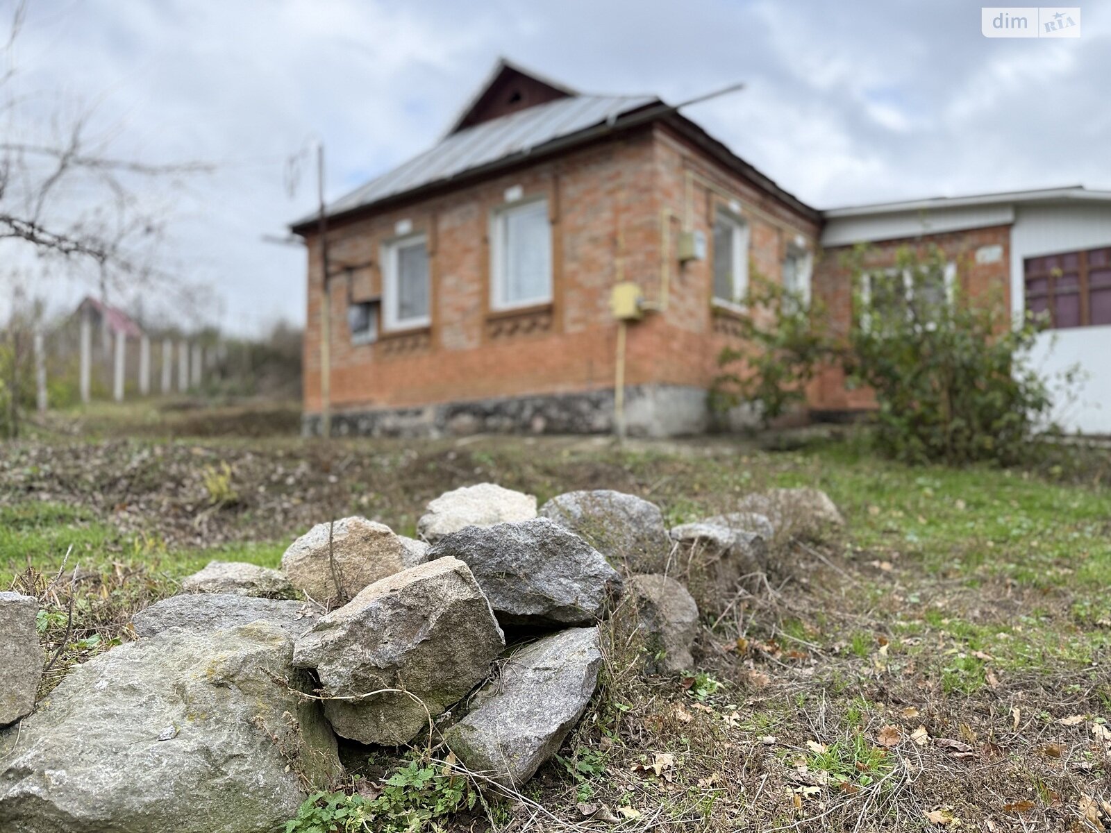 одноэтажный дом с верандой, 51.1 кв. м, кирпич. Продажа в Хижинцах фото 1