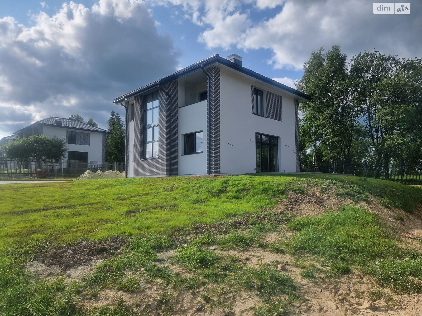 двоповерховий будинок, 128.8 кв. м, цегла. Продаж у Хітарі фото 1 двоповерховий будинок, 128.8 кв. м, цегла. Продаж у Хітарі фото 1