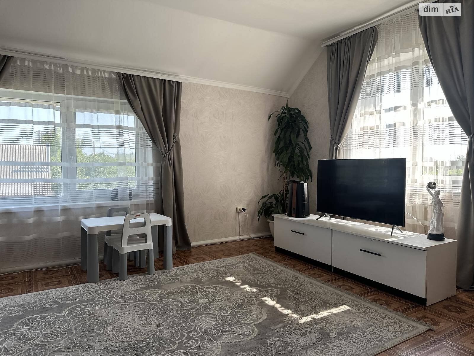 двоповерховий будинок з балконом, 210.6 кв. м, цегла. Продаж у Хлібодарське фото 1 двоповерховий будинок з балконом, 210.6 кв. м, цегла. Продаж у Хлібодарське фото 1