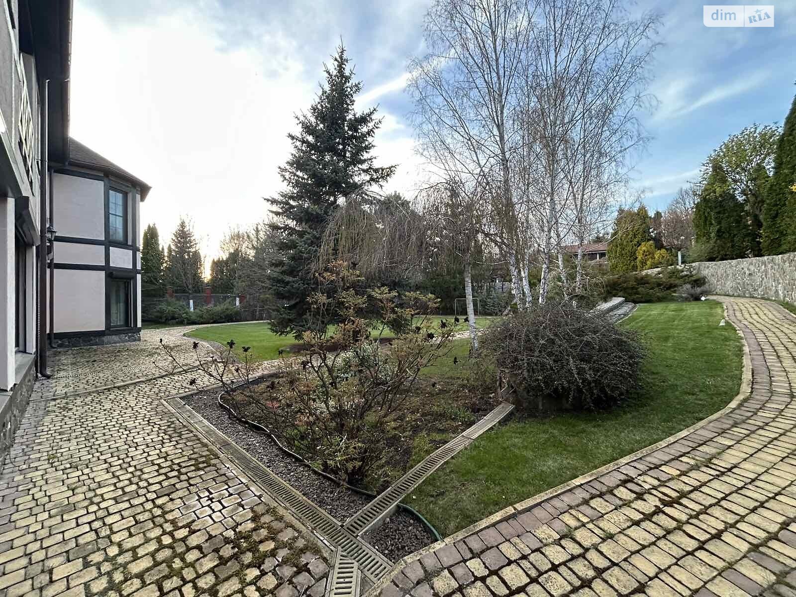 двоповерховий будинок, 300 кв. м, цегла. Продаж у Хлепчі фото 1 двоповерховий будинок, 300 кв. м, цегла. Продаж у Хлепчі фото 1