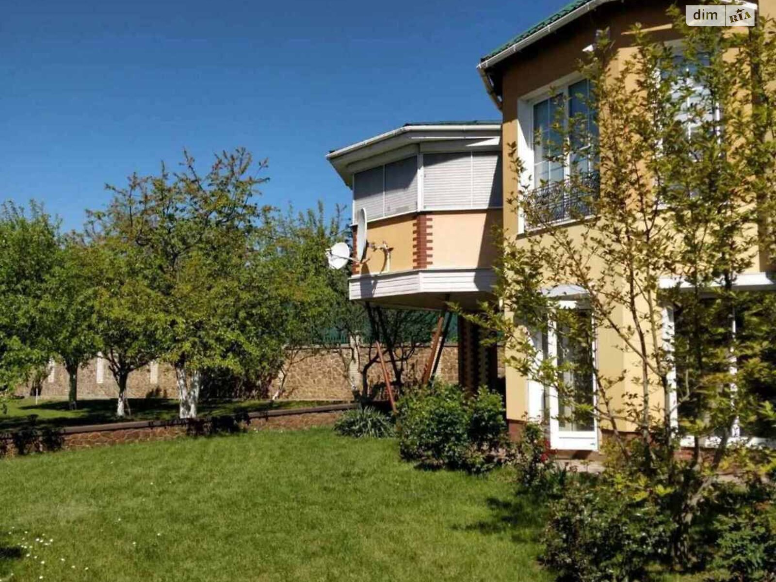 двухэтажный дом с гаражом, 300 кв. м, кирпич. Продажа в Хлепче фото 1 двухэтажный дом с гаражом, 300 кв. м, кирпич. Продажа в Хлепче фото 1