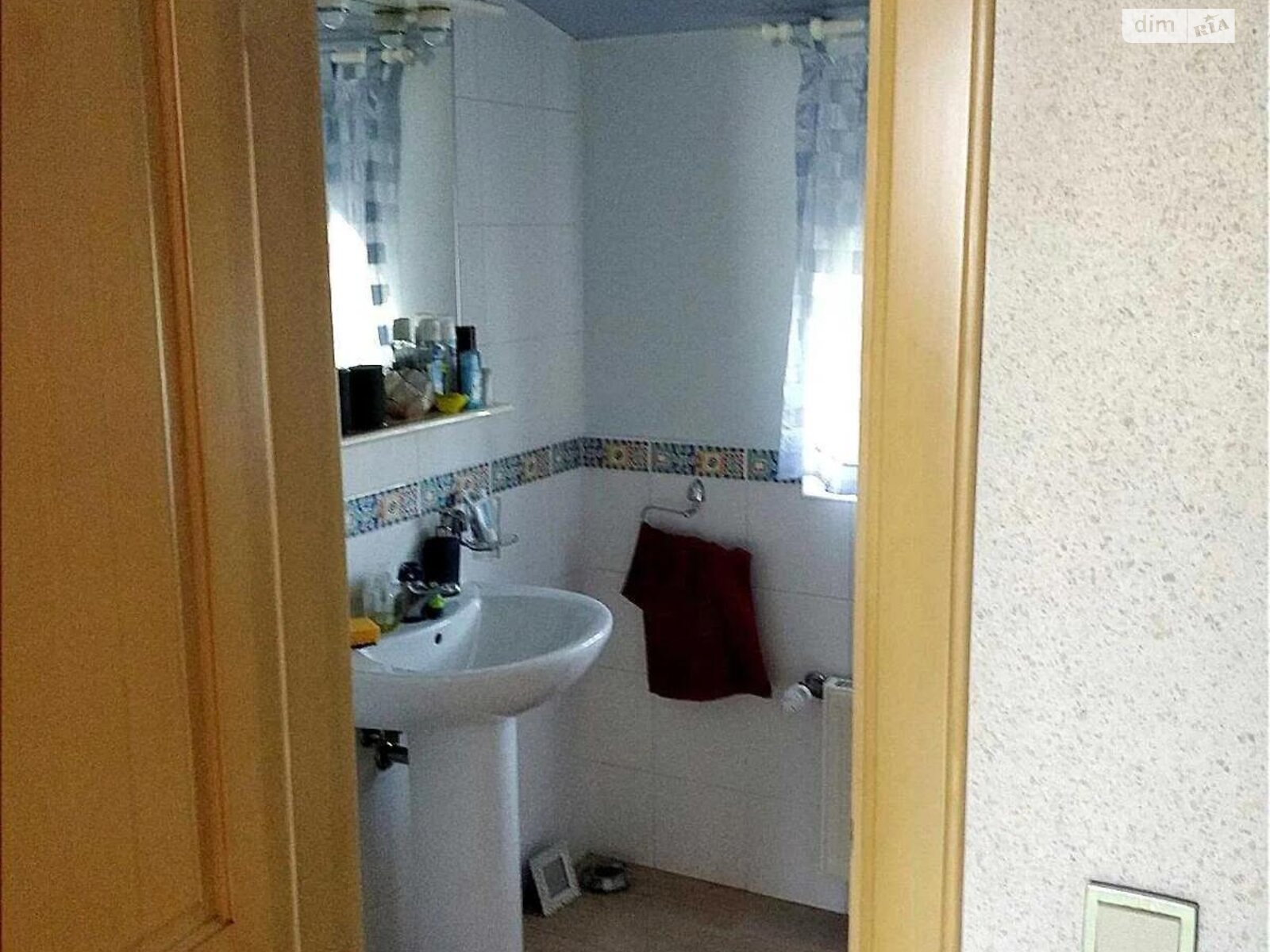 двухэтажный дом с гаражом, 300 кв. м, кирпич. Продажа в Хлепче фото 1 двухэтажный дом с гаражом, 300 кв. м, кирпич. Продажа в Хлепче фото 1