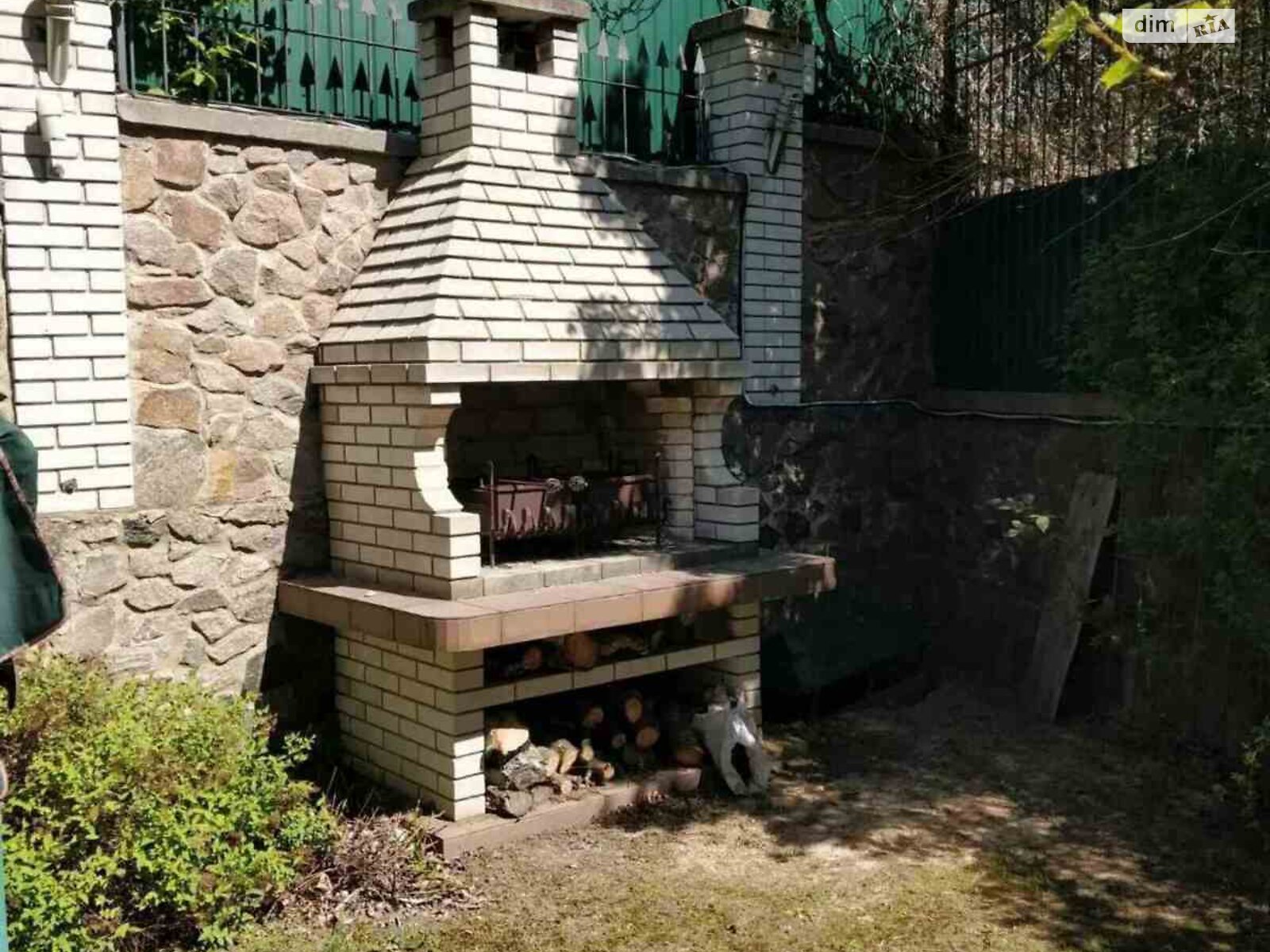 двухэтажный дом с гаражом, 300 кв. м, кирпич. Продажа в Хлепче фото 1 двухэтажный дом с гаражом, 300 кв. м, кирпич. Продажа в Хлепче фото 1