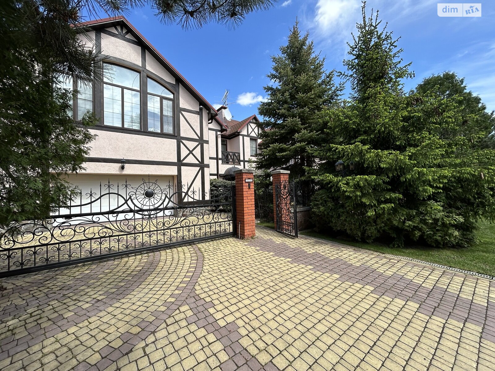 двухэтажный дом, 500 кв. м, кирпич. Продажа в Хлепче фото 1 двухэтажный дом, 500 кв. м, кирпич. Продажа в Хлепче фото 1