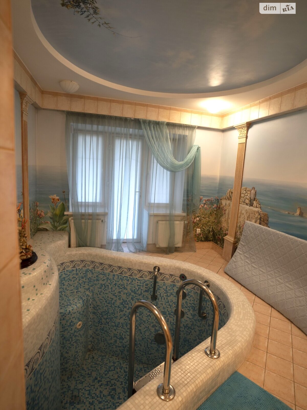 двухэтажный дом с отоплением, 220 кв. м, кирпич. Продажа в Хлепче фото 1