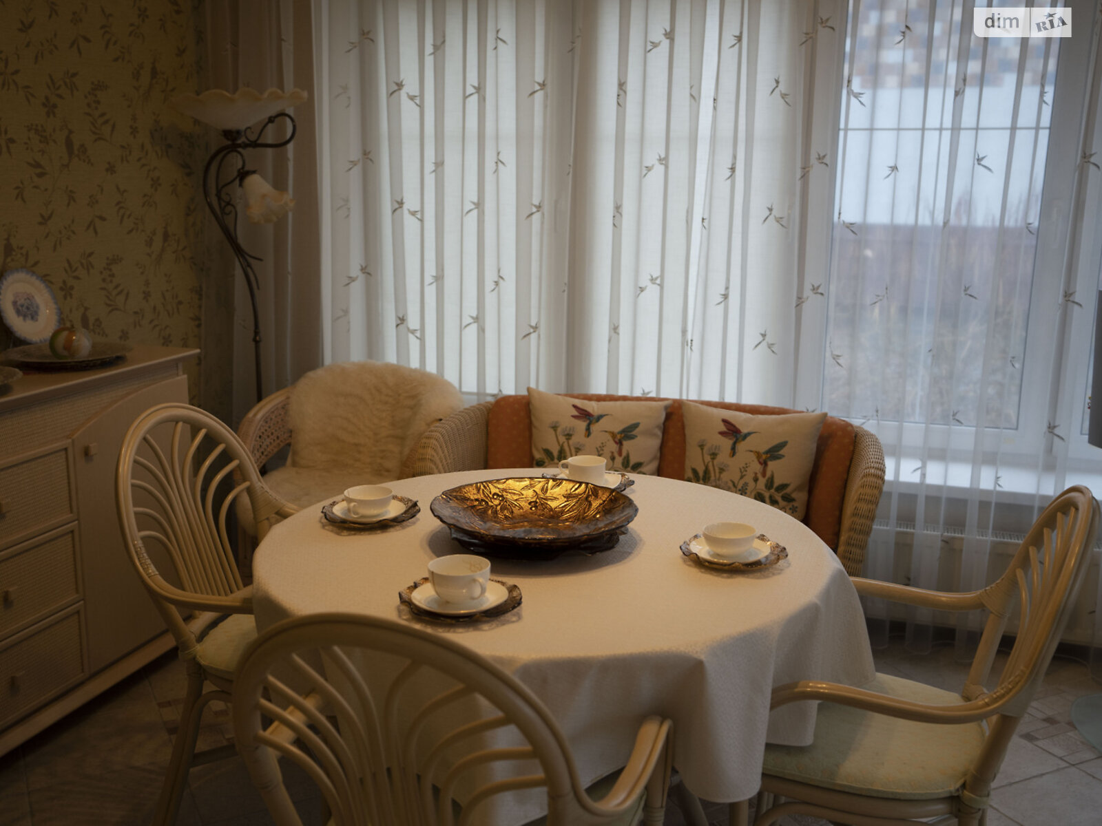 двухэтажный дом с отоплением, 220 кв. м, кирпич. Продажа в Хлепче фото 1