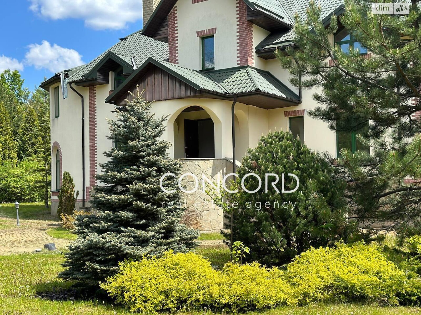 трехэтажный дом с отоплением, 725.9 кв. м, кирпич. Продажа в Хлепче фото 1 трехэтажный дом с отоплением, 725.9 кв. м, кирпич. Продажа в Хлепче фото 1
