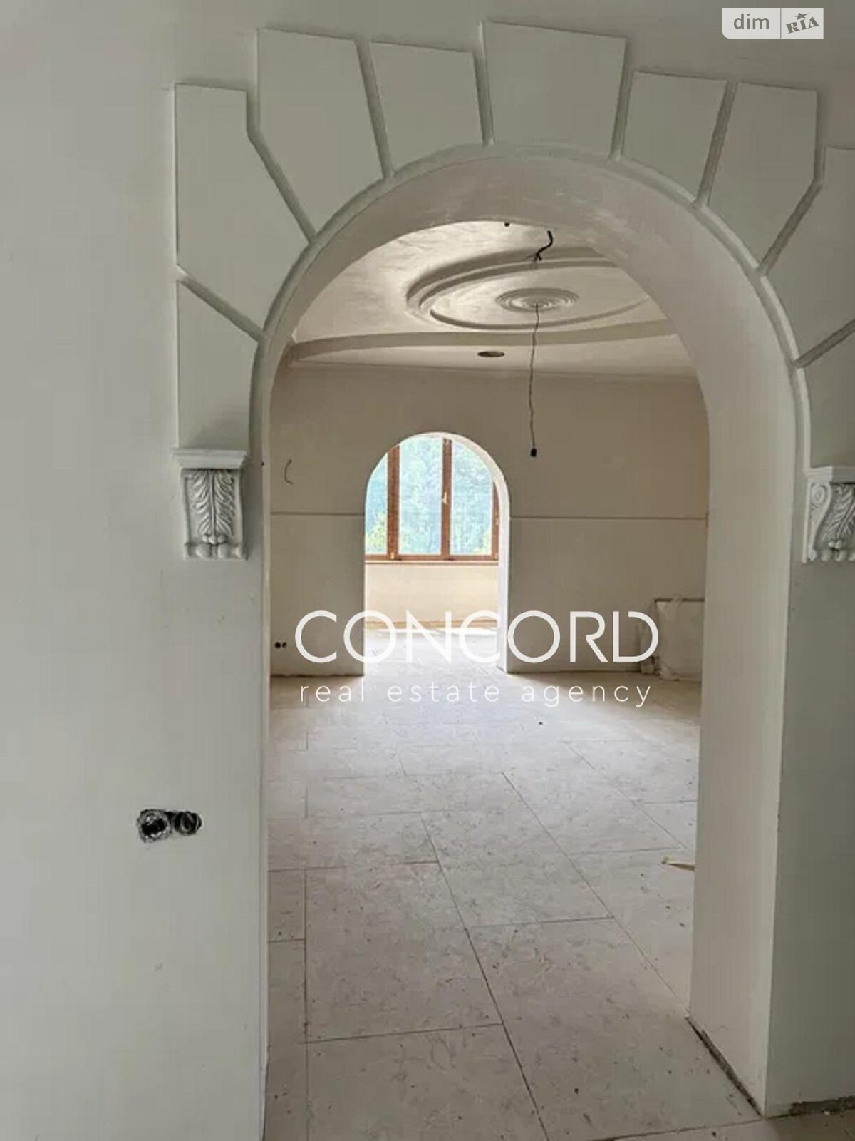 трехэтажный дом с отоплением, 725.9 кв. м, кирпич. Продажа в Хлепче фото 1 трехэтажный дом с отоплением, 725.9 кв. м, кирпич. Продажа в Хлепче фото 1